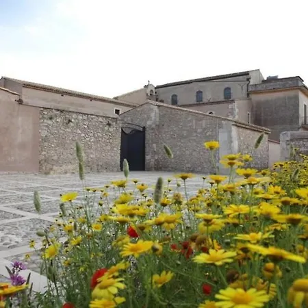Eremo Madonna Delle Grazie Country house Avola