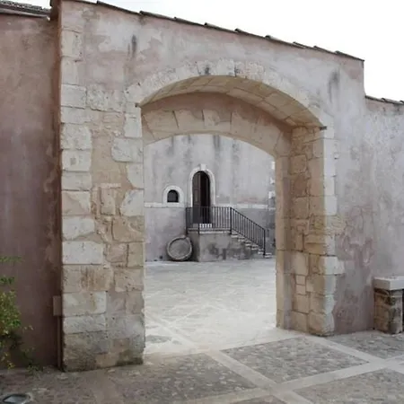 Eremo Madonna Delle Grazie Country house *
