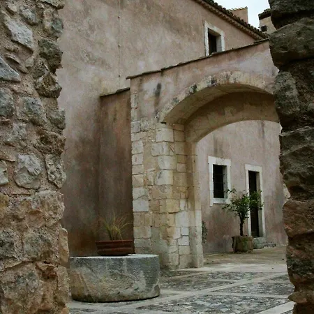Eremo Madonna Delle Grazie Country house Avola